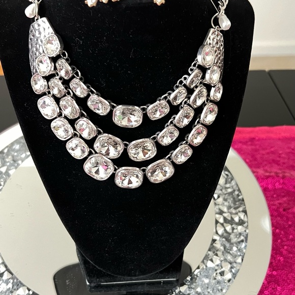 Necklace Simulated Diamonds - Picture 4 of 6